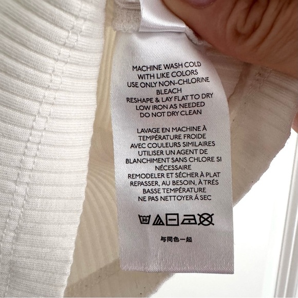 Urban Outfitters Ivory Ribbed Button Front Cropped Top Size Small Petite - Picture 3 of 4